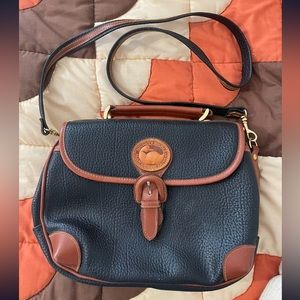 Dooney and Bourke black crossbody purse